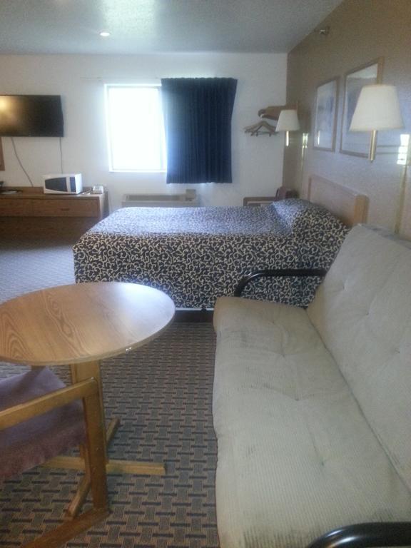 Hotel Rodeway 2*