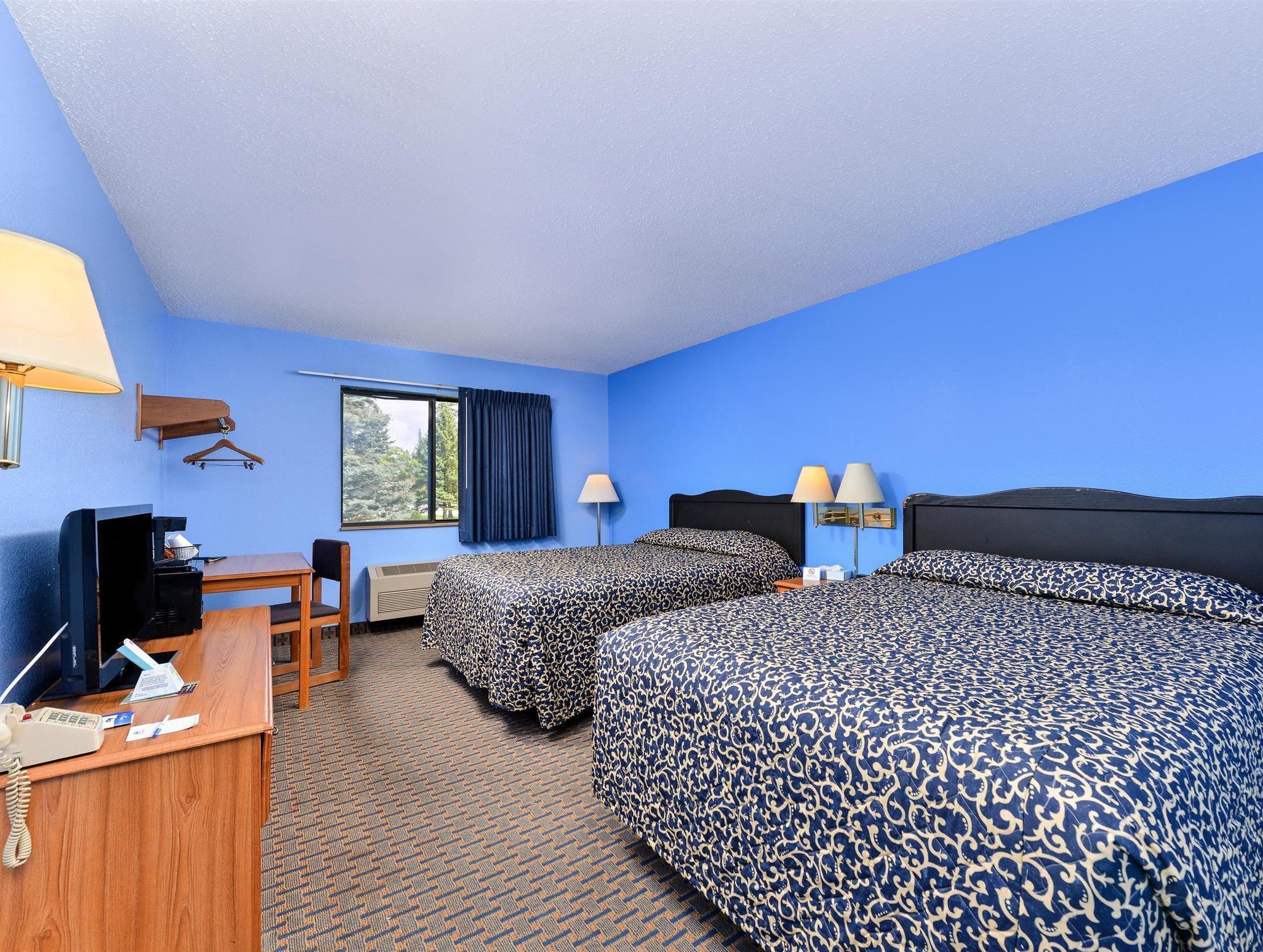 Rodeway Hotel